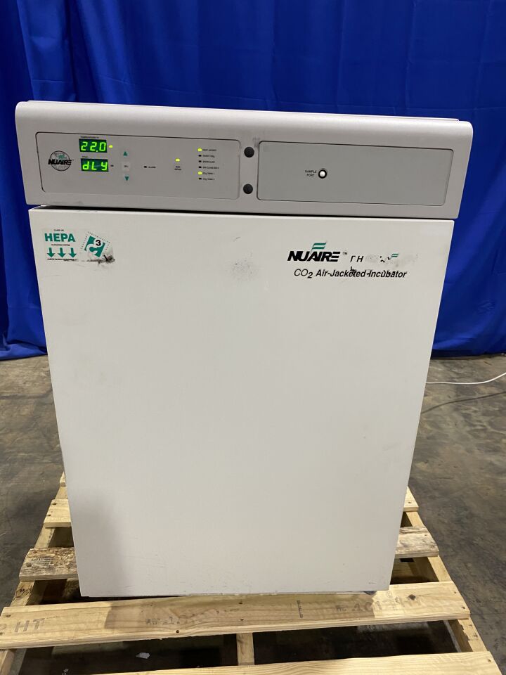 NUAIRE NU-5500 Incubator