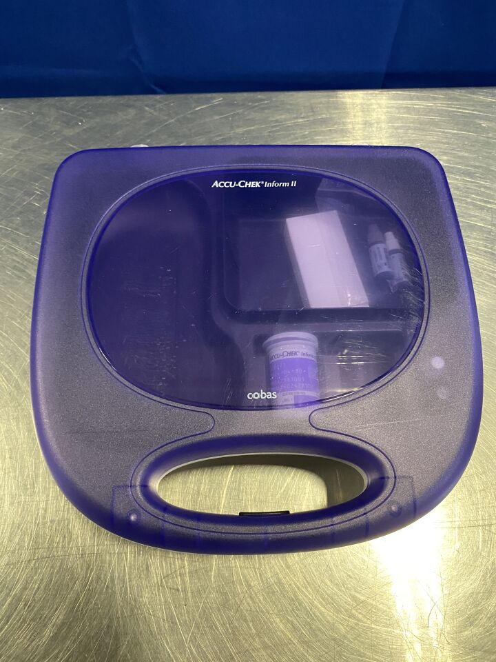 COBAS Accu-Chek Inform II Glucose Analyzer