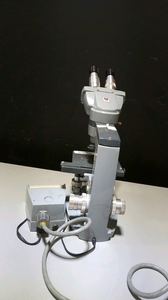 AMERICAN OPTICAL LAB MICROSCOPE WITH 1 OBJECTIVE