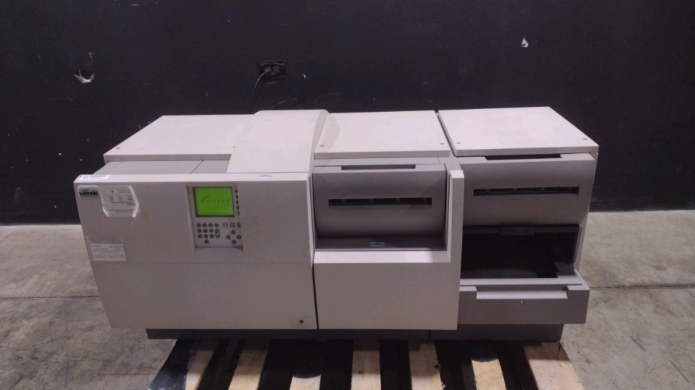 BIOMERIEUX VITEK 2 LAB ANALYZER