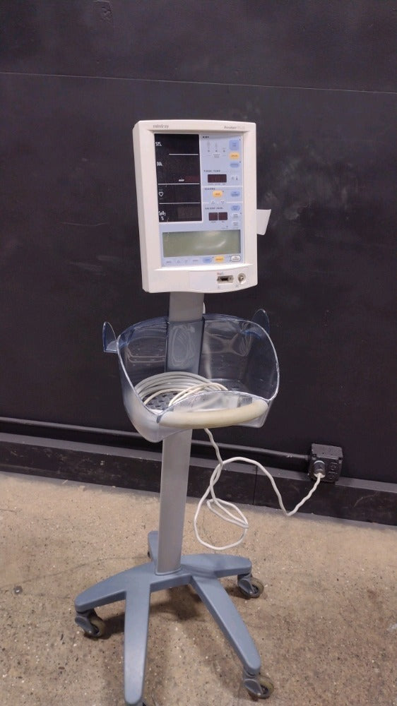 MINDRAY ACCUTORR PLUS PATIENT MONITOR