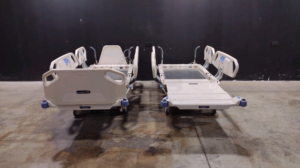 LOT OF HILL-ROM TOTAL CARE SPORT 2 HOSPITAL BEDS