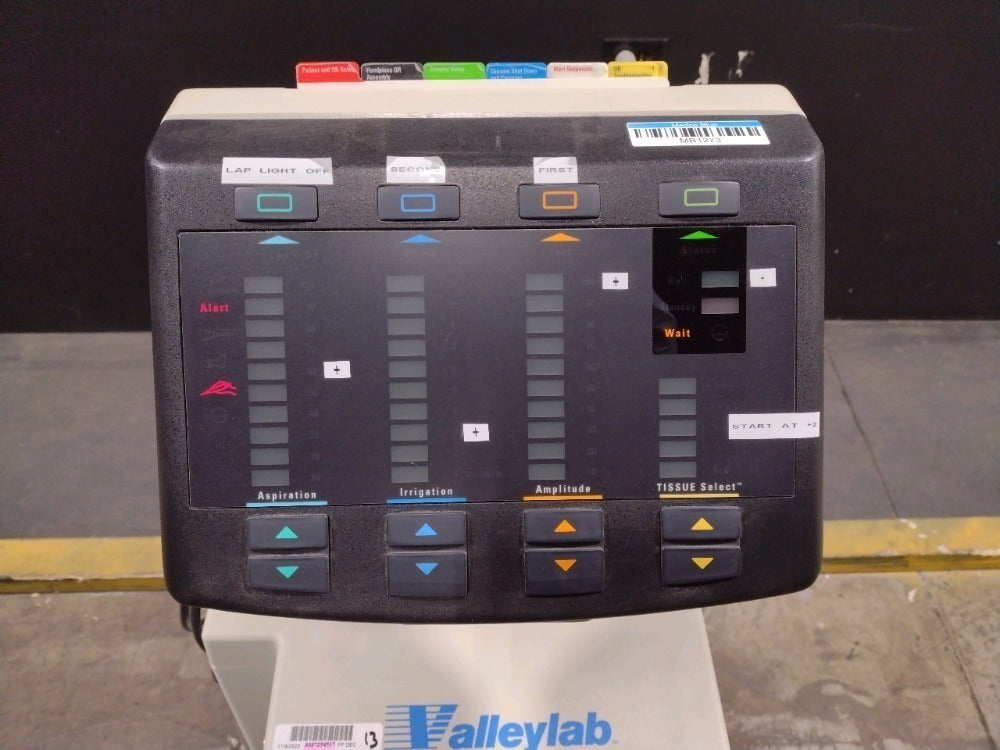 LOT #670 VALLEYLAB CUSA EXCEL ESU SYSTEM WITH FOOTSWITCH