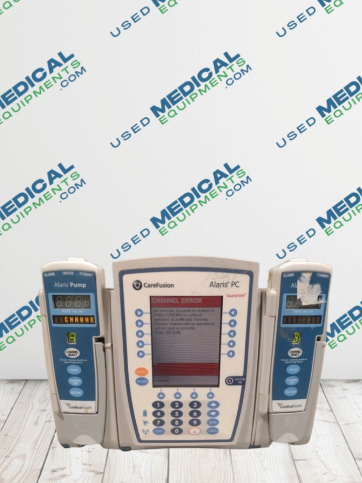 ALARIS PC 8015 SERIES INFUSION PUMP WITH 8100 SERIES MODULES