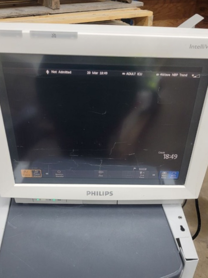 PHILIPS IntelliVue MP70 Bedside Monitor