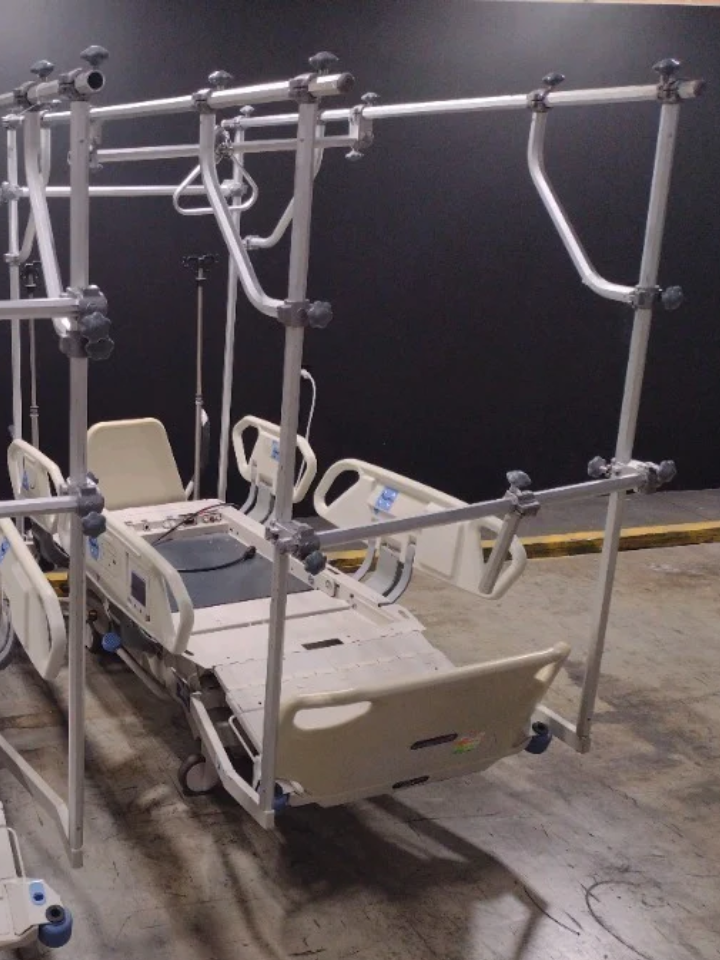 HILL-ROM TOTAL CARE SPORT 2 HOSPITAL BEDS