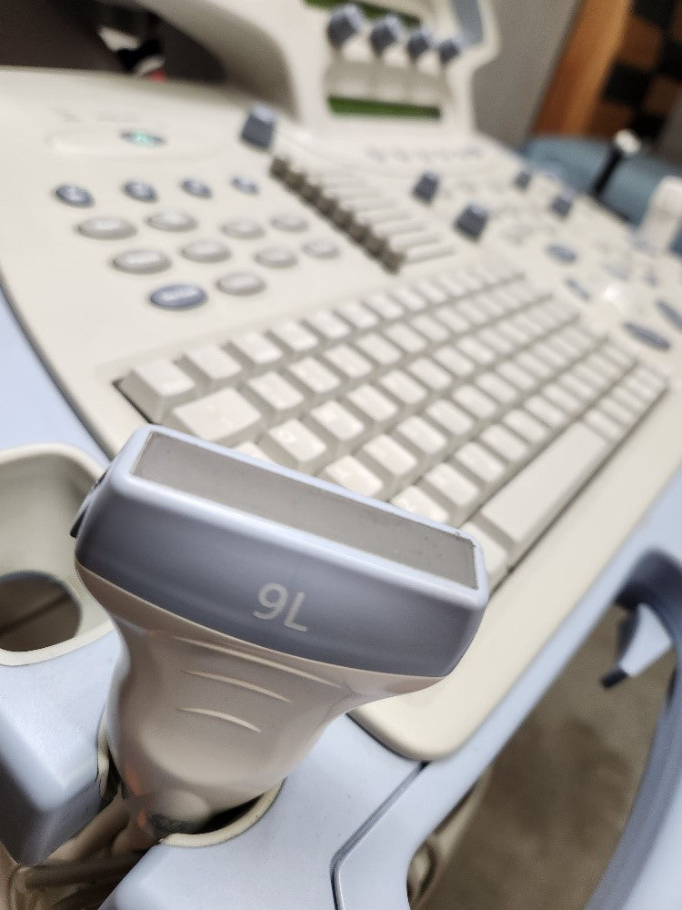 GE Medical Vivid 7 Ultrasound